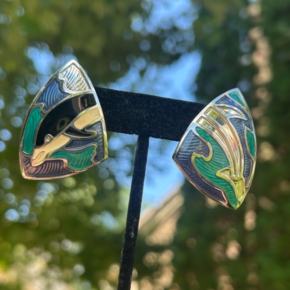 🏖️EDGAR BEREBI Dolphin Enamel Dome EARRINGS - Picture 1 of 10